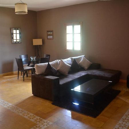 Casa Naima Hotel Ida Ougourd Bagian luar foto