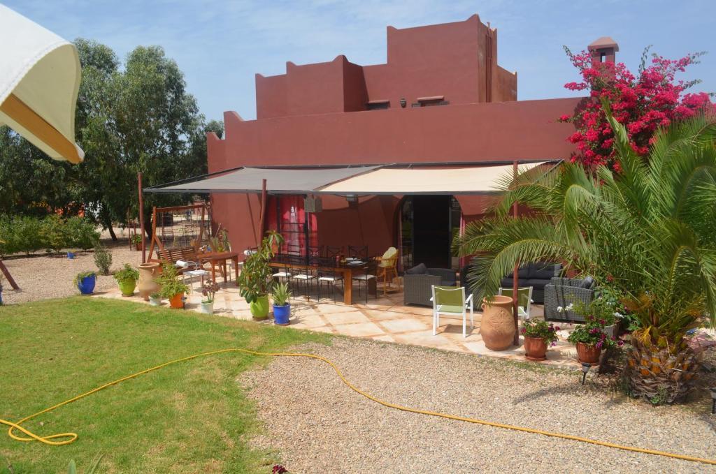 Casa Naima Hotel Ida Ougourd Bagian luar foto